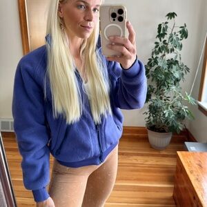 Vintage / Retro Columbia Fleece periwinkle color